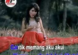 Lirik Lagu Dangdut Cantik Memang Aku Akui